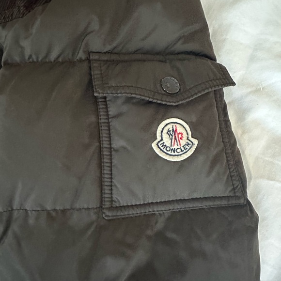 Moncler Men’s Down Jacket - Picture 3 of 9